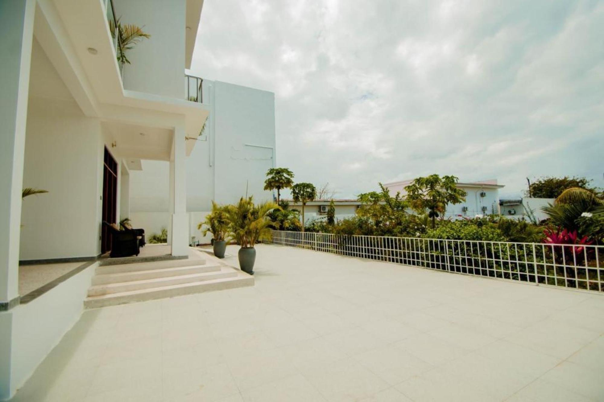 Seabreeze Hotel *